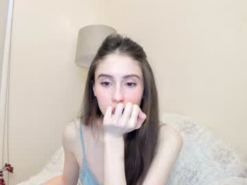 girl cam all day snowww_white image #8480234