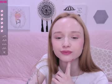 girl cam all day hillikitt image #3685517