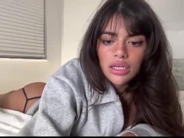 girl cam all day poutyselena image #7761432