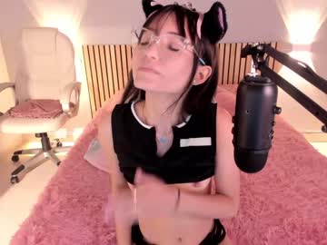 girl cam all day little_effy18 image #4728381