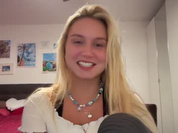 girl cam all day sarahsapling image #5415683