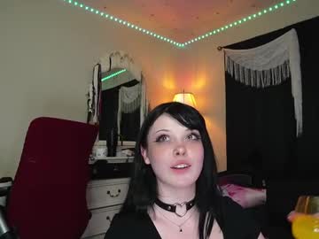 girl cam all day lilypixel image #8989491