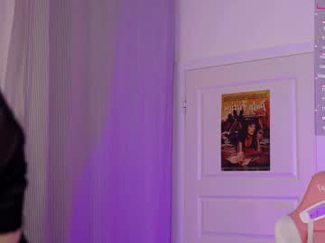 girl cam all day holliwould_ image #3712397