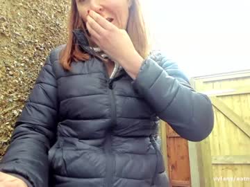 girl cam all day eatmypie69 image #3997011