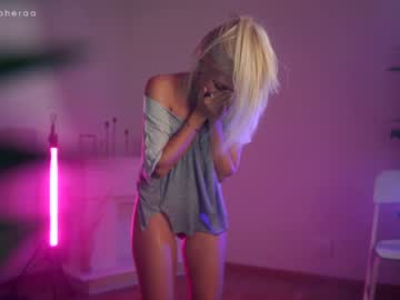 girl cam all day artmosphera image #4399729