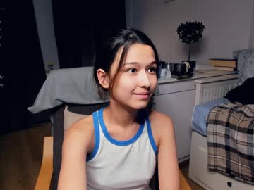 girl cam all day _honey_boney_ image #8189176