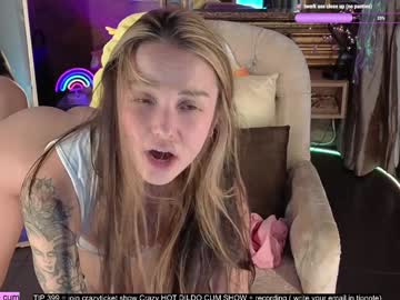 girl cam all day oooops__ image #8363672