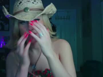 girl cam all day briadominick image #7575452