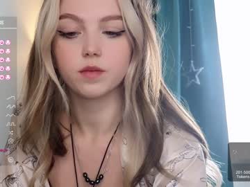 girl cam all day small_blondee image #5361744