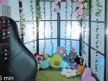 girl cam all day milkycute image #8177364