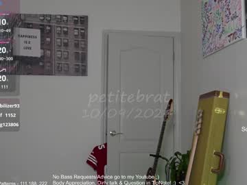 girl cam all day petitebrat image #8015757