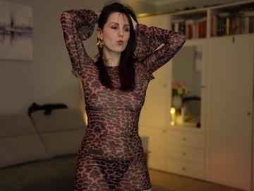 girl cam all day _blackbee_ image #7372436