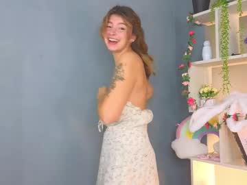 girl cam all day fairyfling image #8189889