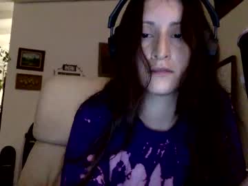 girl cam all day deer___wolf image #5915618