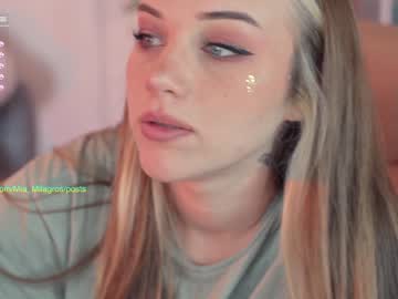 girl cam all day mia_milagros image #2145062