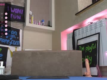 girl cam all day queenelia image #5782611