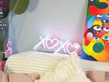girl cam all day sofa_sunnie image #9147326