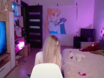 girl cam all day gudeeetama image #333326