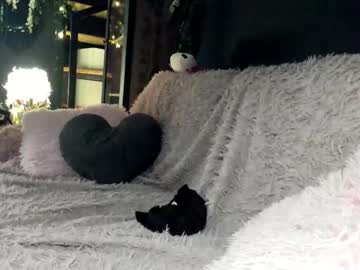 girl cam all day bmwm5f90 image #9232377