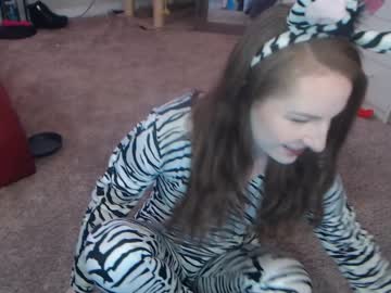 girl cam all day skyewatson image #2881575