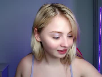 girl cam all day shy_blondiee image #3799300