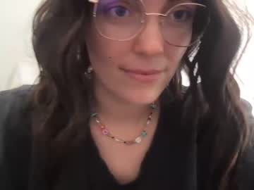 girl cam all day sunnyisblooming image #7056497