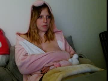girl cam all day crimsonxrapture image #933864