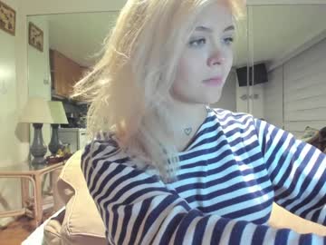 girl cam all day honey_sunshine image #2497237
