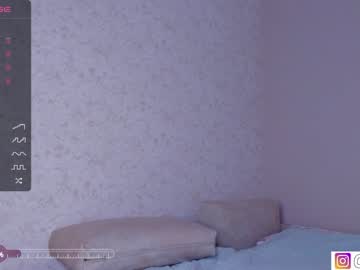 girl cam all day bzzzme image #5683075