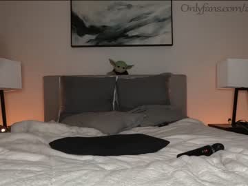 couple cam all day ari_lovexo image #2997530