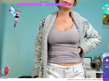 girl cam all day champagnefun image #6574003
