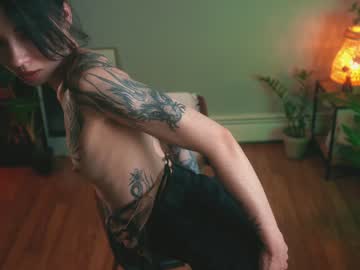 girl cam all day ambientink image #2660815