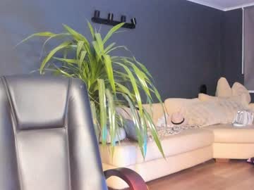 girl cam all day linellali image #2900736