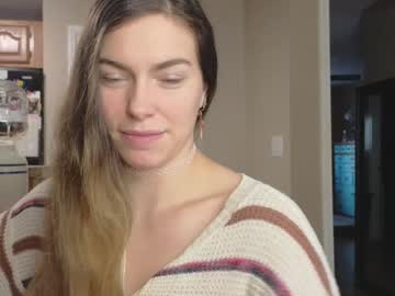 girl cam all day chroniclove image #8296439