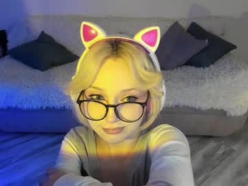 girl cam all day deryubanny image #3397182