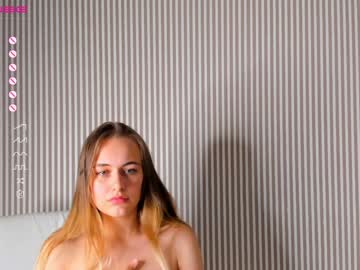 girl cam all day lindamildreda image #5092143