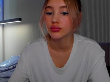 girl cam all day angella_kleee image #4579823