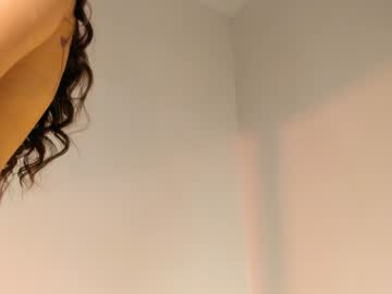 girl cam all day emilybatee image #4162371