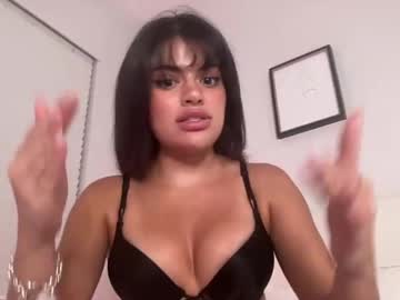 girl cam all day poutyselena image #7638703