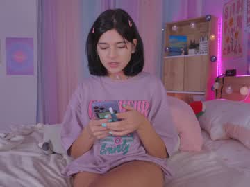 girl cam all day kittenmoon_ image #7856923