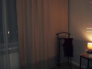 girl cam all day lynnabelow image #8894639