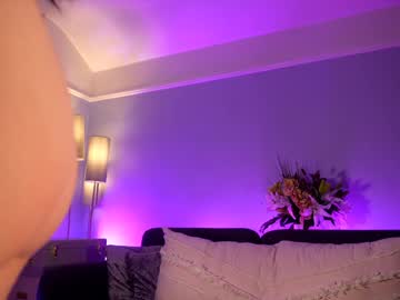 girl cam all day littlee33 image #9098441