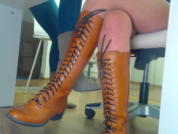 girl cam all day babesgowild image #8003992