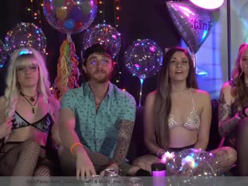 couple cam all day kats_cam image #1339298
