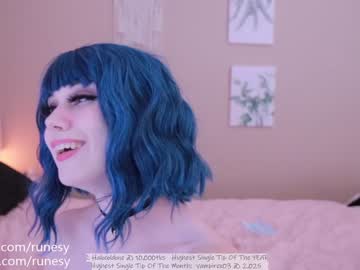 girl cam all day runesy image #2051522