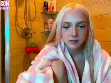 girl cam all day riababe image #9475671