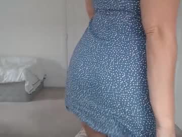 girl cam all day mallinia image #9634509