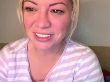 girl cam all day kiradivine image #8205393
