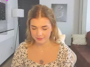 girl cam all day adri_dream image #9219803