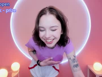 girl cam all day livermorai image #3223553